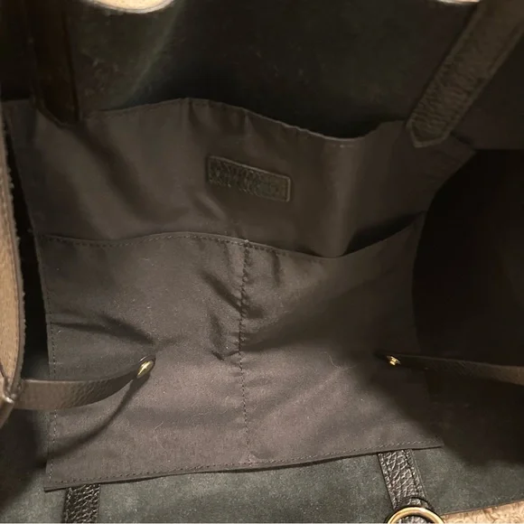 Banana Republic Large East West Basic Leather Tote | Carryall - Picture 12 of 16